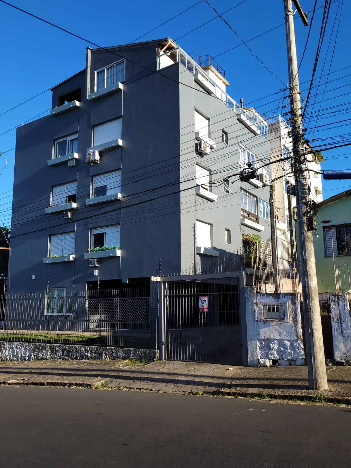 Pintura de edifício com acabamento de alto padrão
